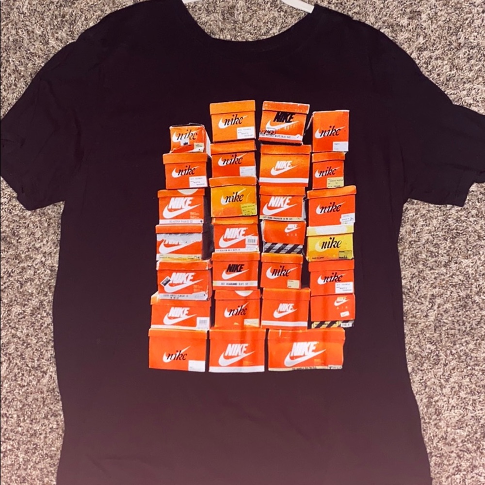 Nike Box Tee